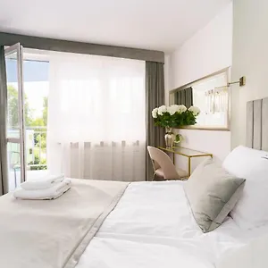 Emerald Sea 250 M Do Morza Apartment Kolberg